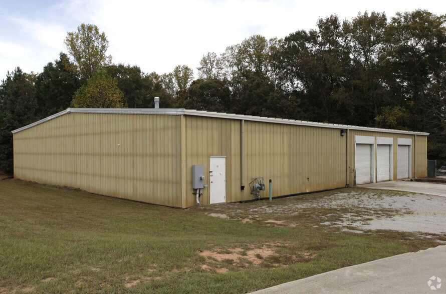 Primary Photo Of 111 Parkwood Cir, Carrollton Warehouse For Lease