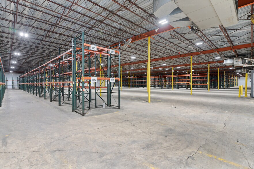 More Photos Of 1300 Estes Dr SW, Atlanta Refrigeration Cold Storage For Lease