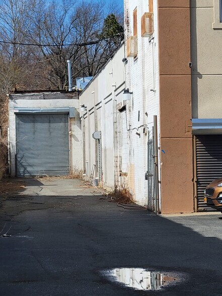 More Photos Of 926-932 Broadway, Newark Freestanding For Sale