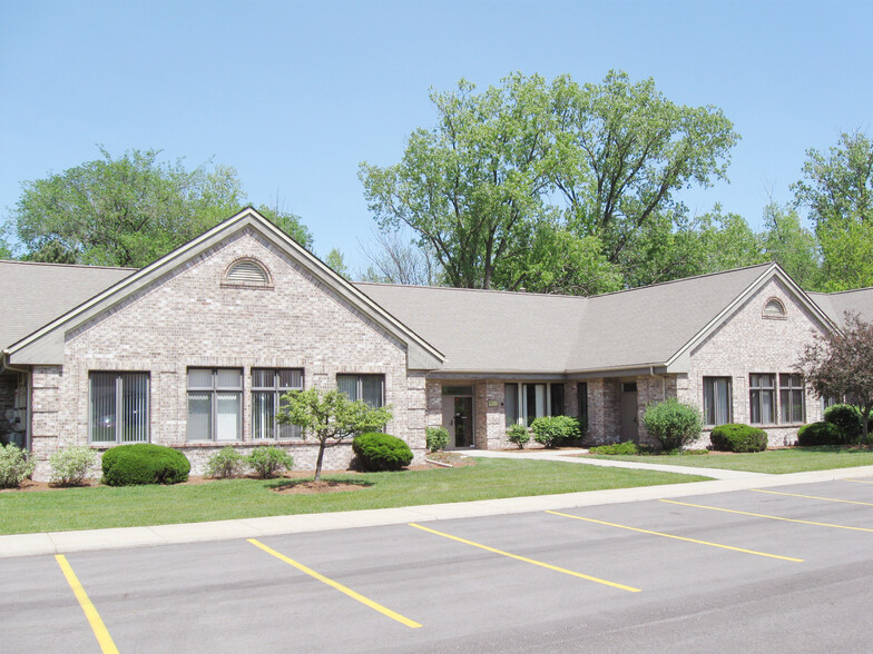 Primary Photo Of 2390 Woodlake Dr, Okemos Office For Lease