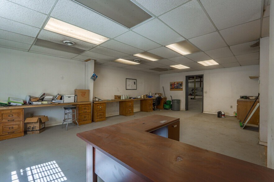 More Photos Of 24980 County Road 18.3, Trinidad Warehouse For Sale