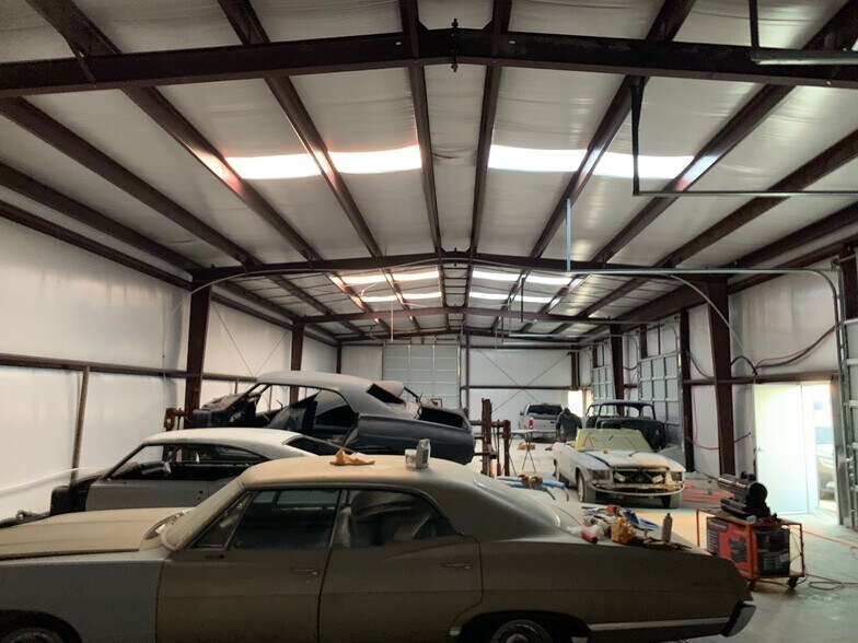 More Photos Of 11424 Garland Rd, Dallas Auto Repair For Sale