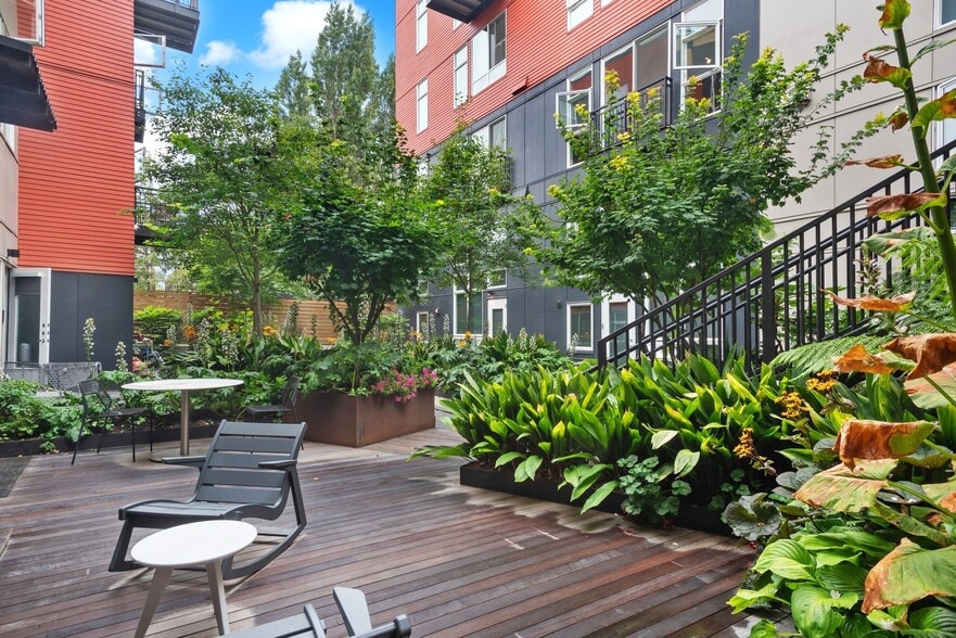 More Photos Of 1850 N 34th St, Seattle Apartments For Lease