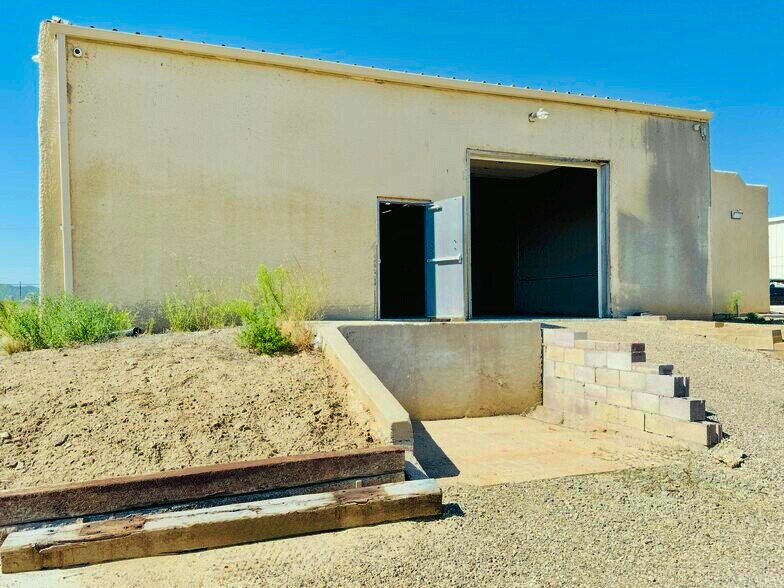 More Photos Of 36730 Democracy Dr, Trinidad Warehouse For Lease