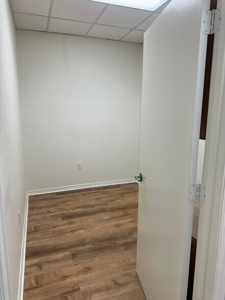 More Photos Of 2841 Tamiami Trl, Port Charlotte Medical For Sale