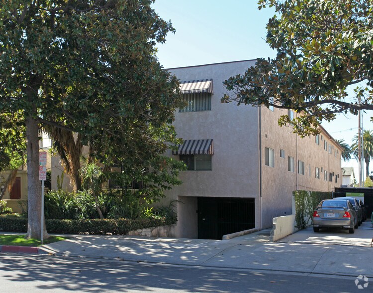 More Photos Of 1518 10th St, Santa Monica Apartments For Sale
