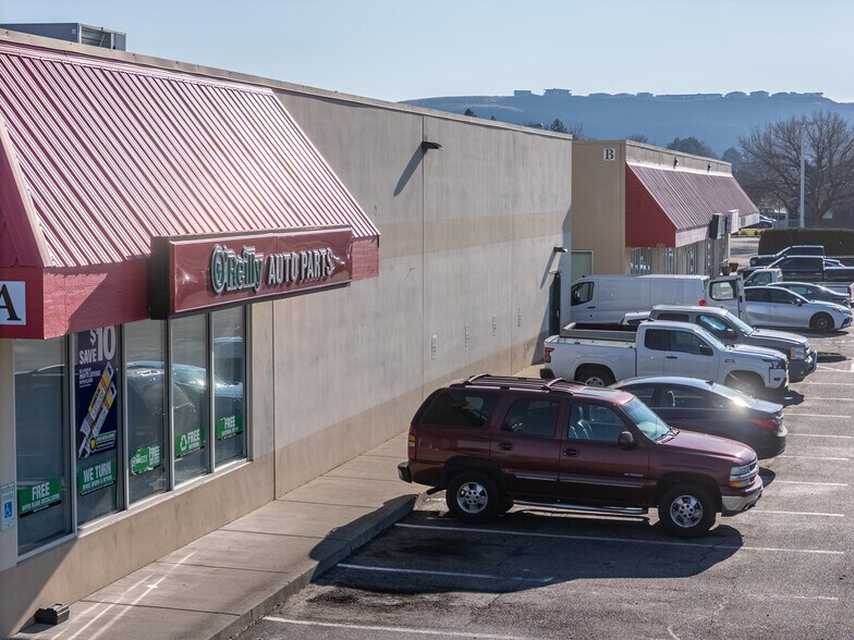 More Photos Of , Kennewick General Retail For Sale