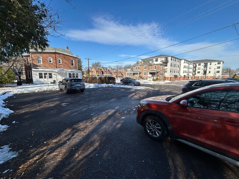 More Photos Of 566 Main St, Royersford Office For Sale