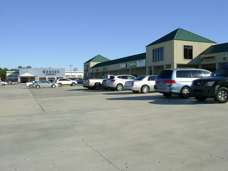 More Photos Of 4405 E Aloha Dr, Diamondhead Storefront Retail Office For Lease