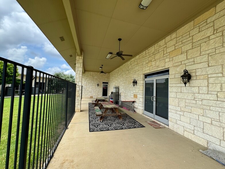 More Photos Of 753 Mid Cities Blvd, North Richland Hills Office For Sale