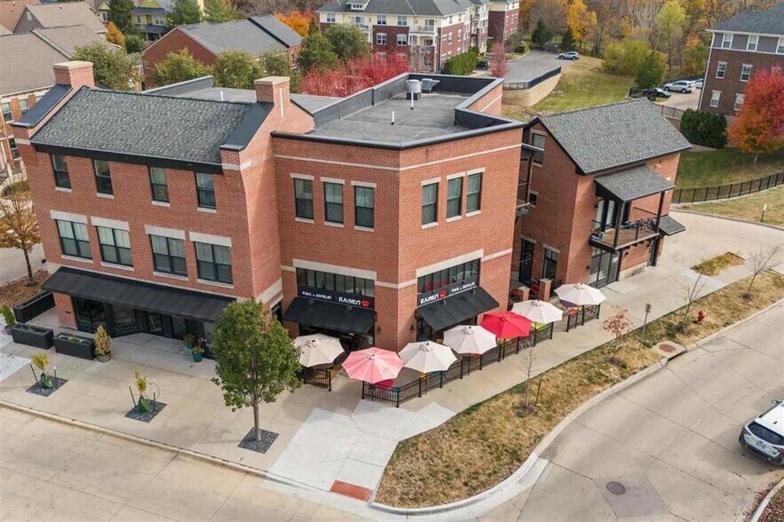 More Photos Of 1010 Martin St, Iowa City Office For Sale