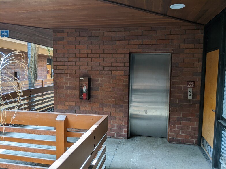 More Photos Of 1902 Royalty Dr, Pomona Medical For Lease