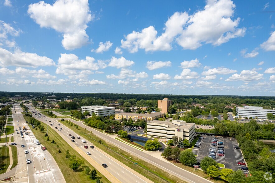 More Photos Of 28400 Northwestern Hwy, Southfield Office For Lease