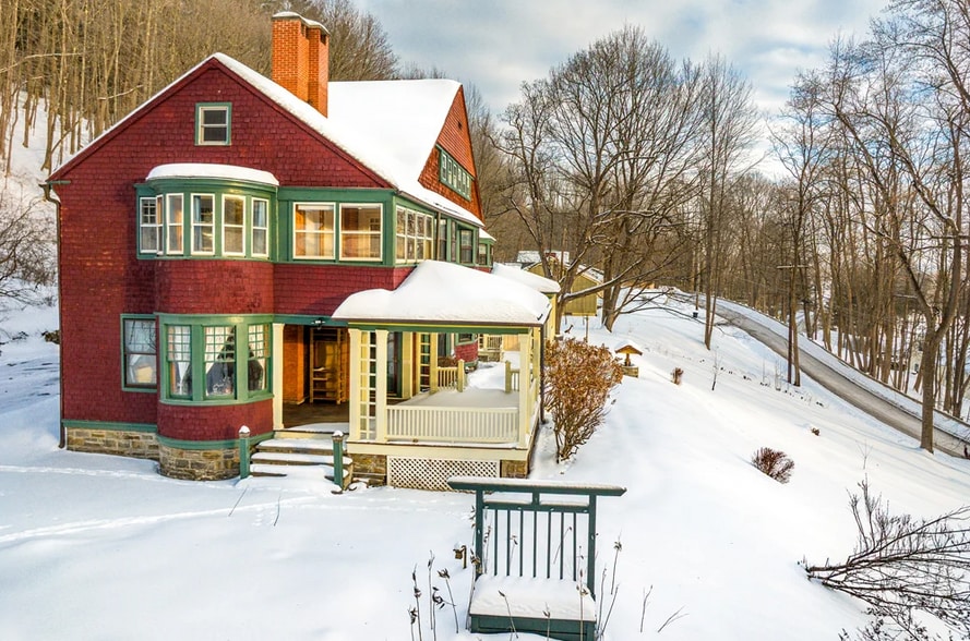 More Photos Of 6 Westridge Rd, Cooperstown Hospitality For Sale