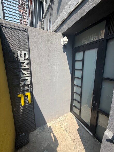 More Photos Of 65 S 11th St, Brooklyn Office For Lease