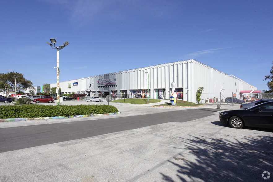 Primary Photo Of 5300 N Powerline Rd, Fort Lauderdale Warehouse For Lease