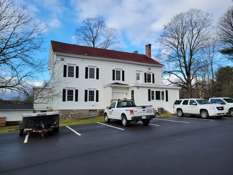 More Photos Of , Campbell Hall Office For Sale