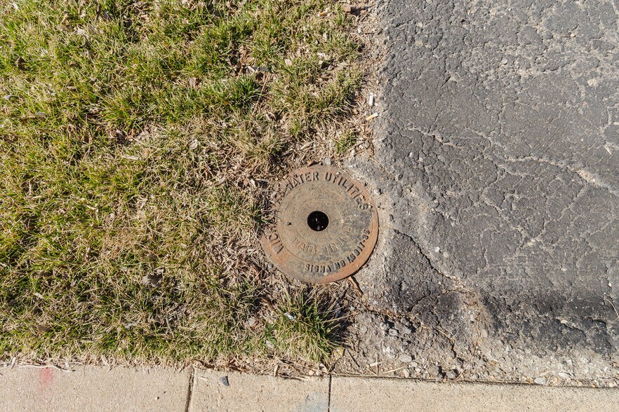 More Photos Of 3101 S Broadway St, Wichita Freestanding For Sale