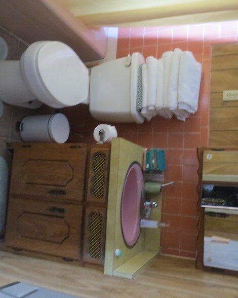 More Photos Of 3336 S Commerce St, Ardmore Self Storage For Sale