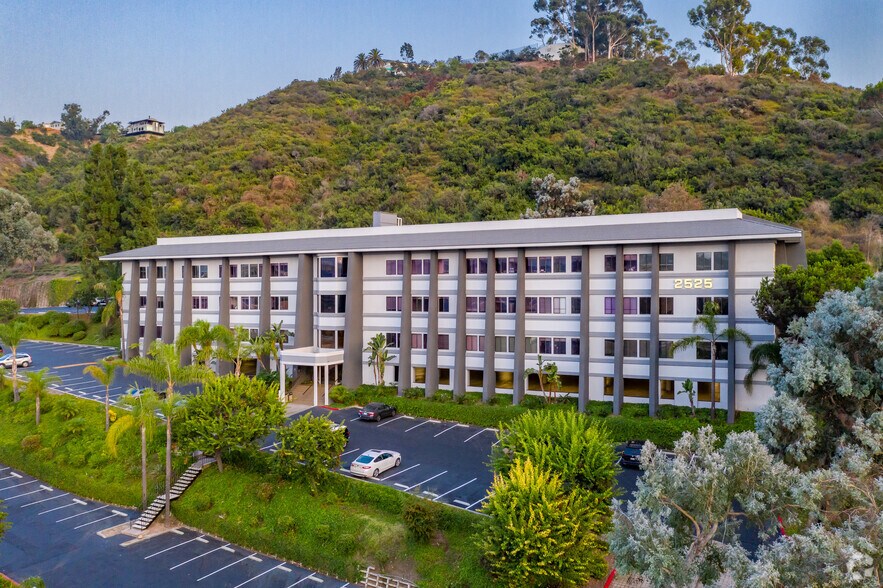 More Photos Of 2525 Camino del Rio S, San Diego Office For Lease