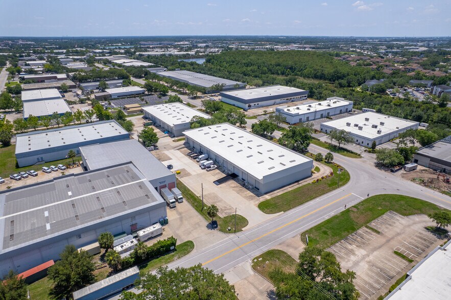 More Photos Of 4629 36th St, Orlando Unknown For Lease