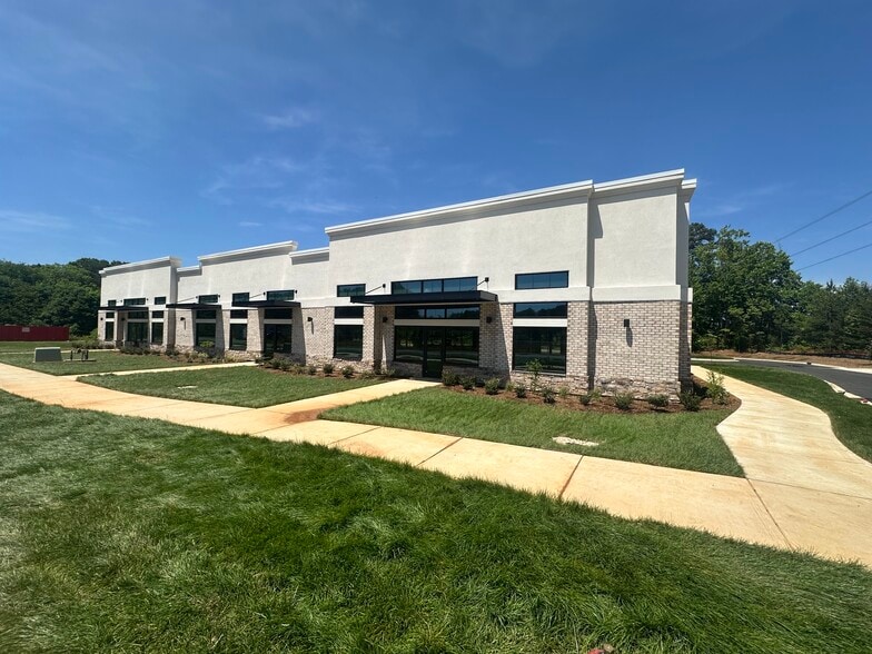 Primary Photo Of 7521 Eastern Medical Dr, Denver Medical For Lease