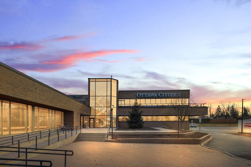 More Photos Of 1101 Baxter Rd, Ottawa Office For Lease