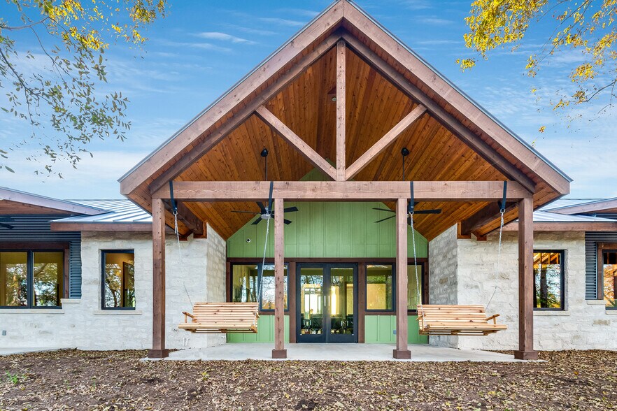 More Photos Of 385 Creek Rd, Dripping Springs Loft Creative Space For Sale