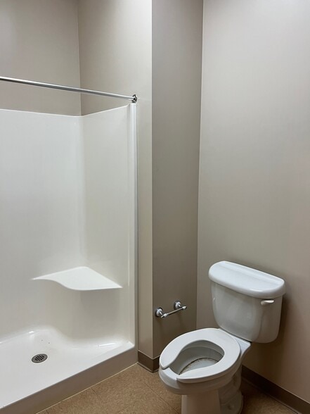 More Photos Of 1630 Campus Park Dr, Monroe Office For Sale