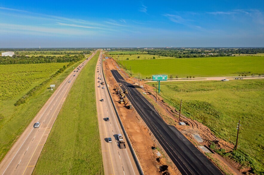 More Photos Of US 290 @ FM 362, Waller Land For Sale