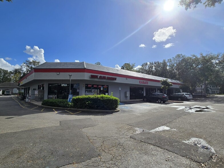 Primary Photo Of 241 N Hunt Club Blvd, Longwood Unknown For Lease