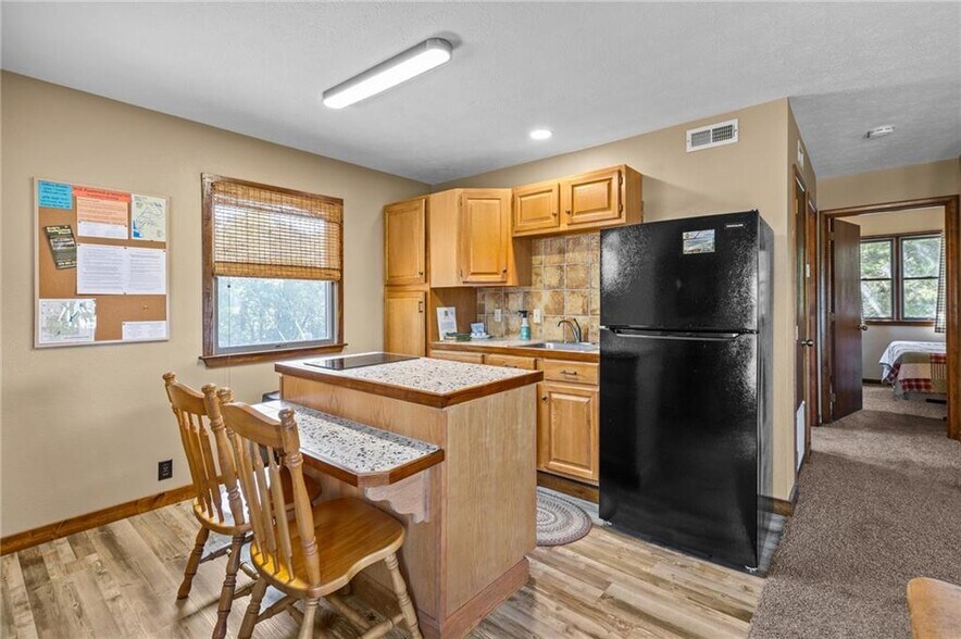 More Photos Of 755 County Road 210, Eureka Springs Hotel For Sale