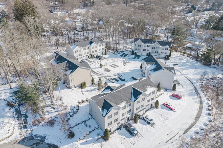 More Photos Of 75 Esmond St, West Warwick Apartments For Sale