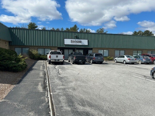 More Photos Of 7 Perimeter Rd, Manchester Light Manufacturing For Lease