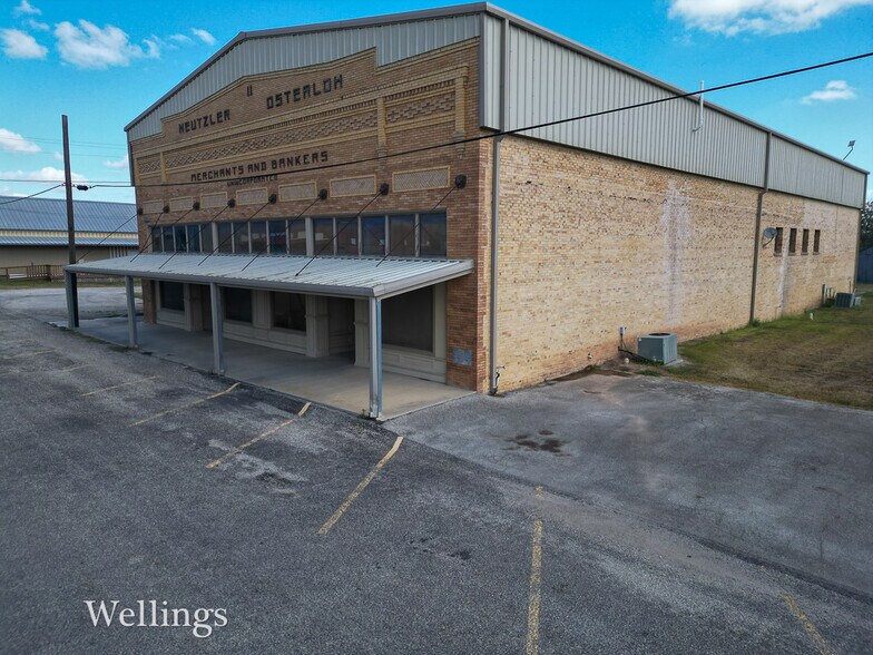 More Photos Of 117 Broadway, Nordheim Land For Sale