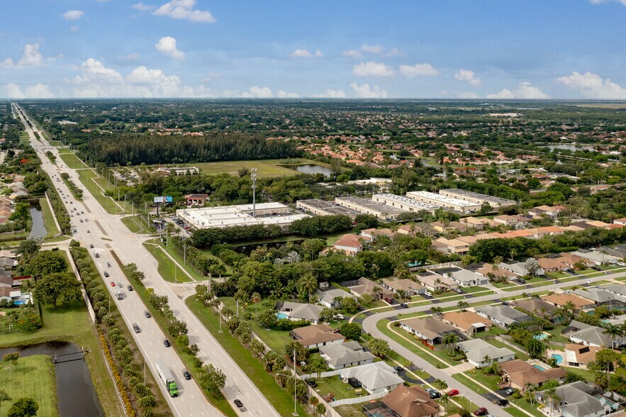 More Photos Of 10018 Spanish Isle Blvd, Boca Raton Warehouse For Lease