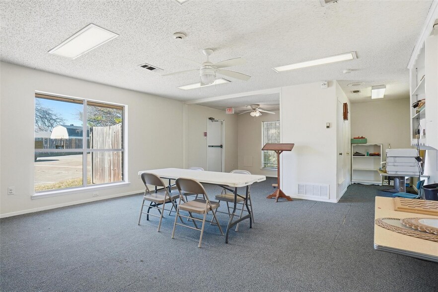 More Photos Of 2105-2107 W Shady Grove Rd, Irving Daycare Center For Sale