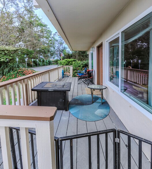 More Photos Of 510 Avenue Alhambra, Half Moon Bay Apartments For Sale