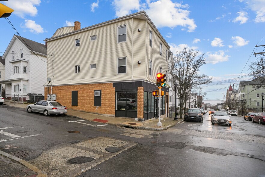 More Photos Of 337 Columbia St, Fall River Apartments For Sale