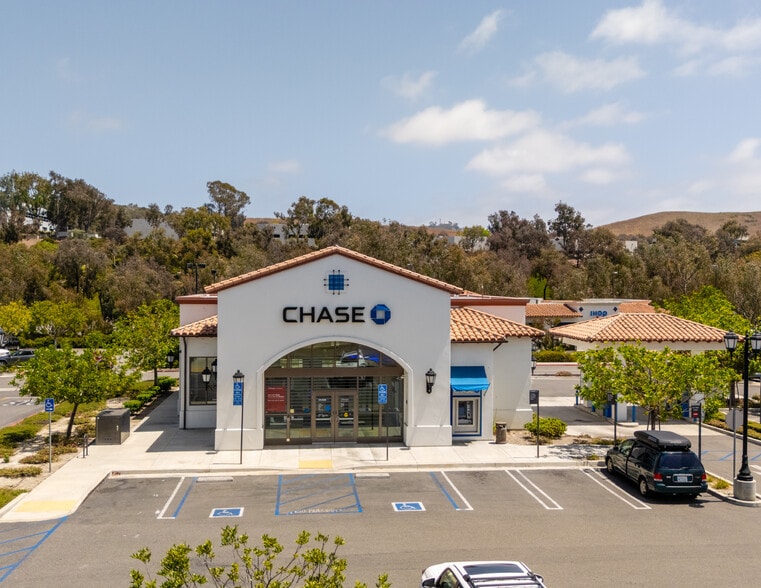 More Photos Of 979 Avenida Pico, San Clemente Freestanding For Sale