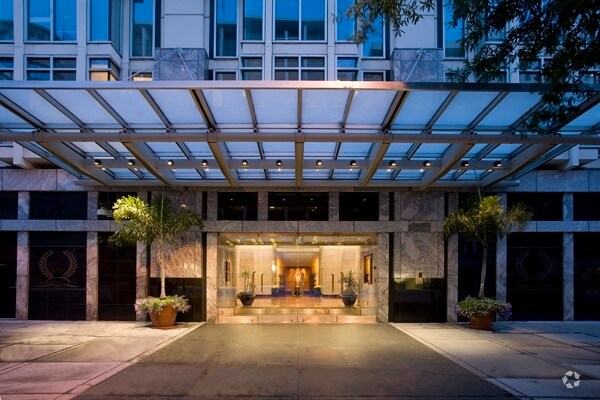 More Photos Of 1717 Pennsylvania Ave NW, Washington Coworking Space