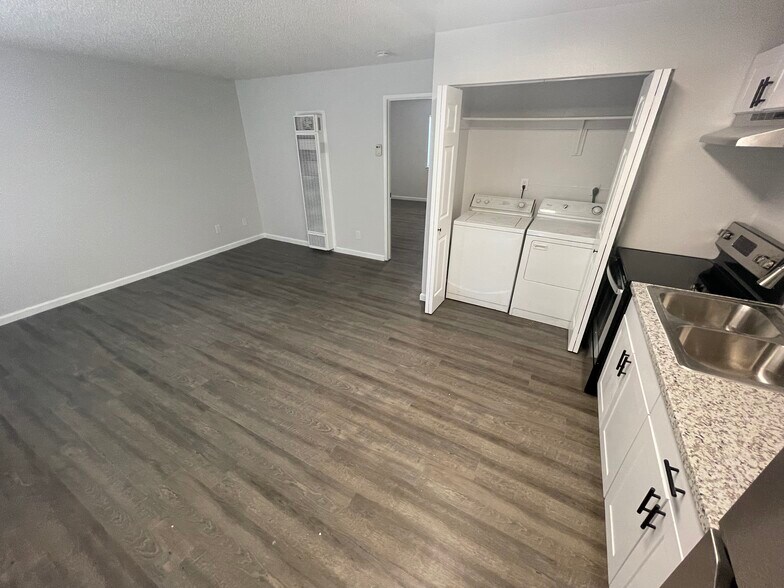 More Photos Of 645 Quincy St, Reno Apartments For Sale