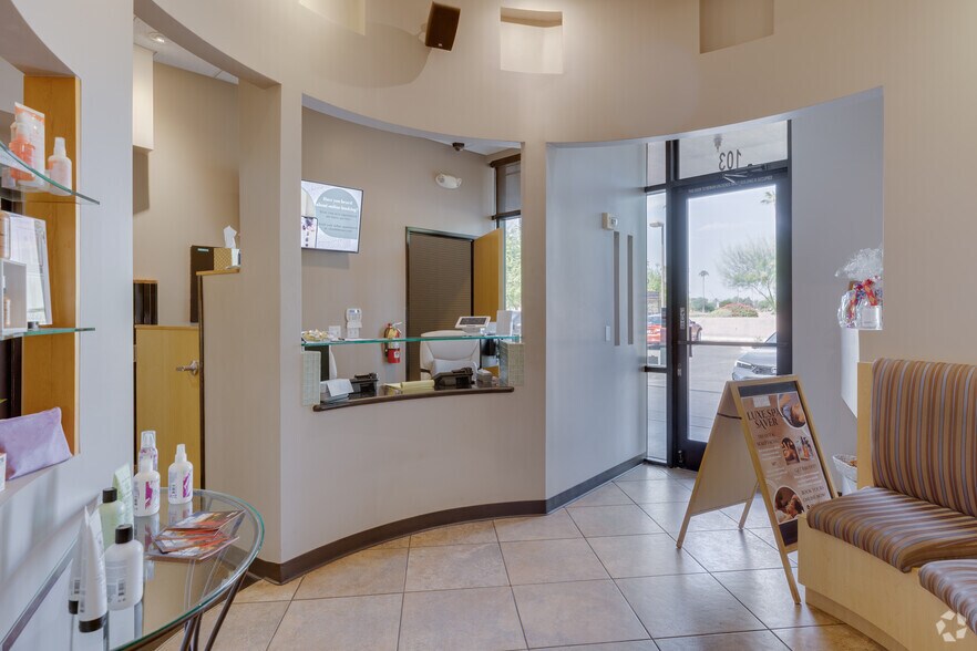 More Photos Of 1342 W Warner Rd, Tempe Unknown For Lease