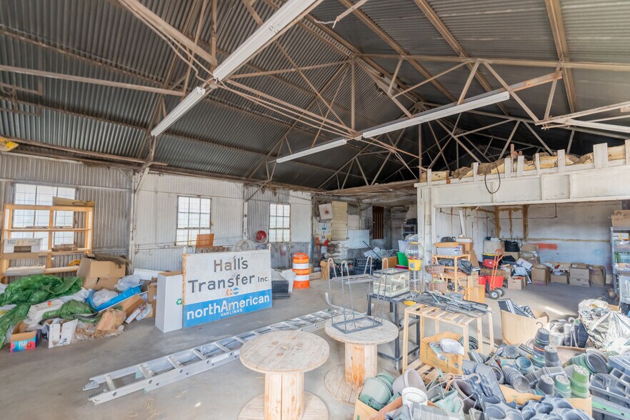 More Photos Of 221 N Cleveland Ave, Cushing Department Store For Sale