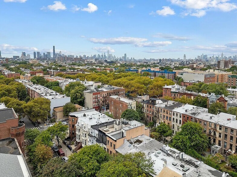 More Photos Of 583 Putnam Ave, Brooklyn Apartments For Sale