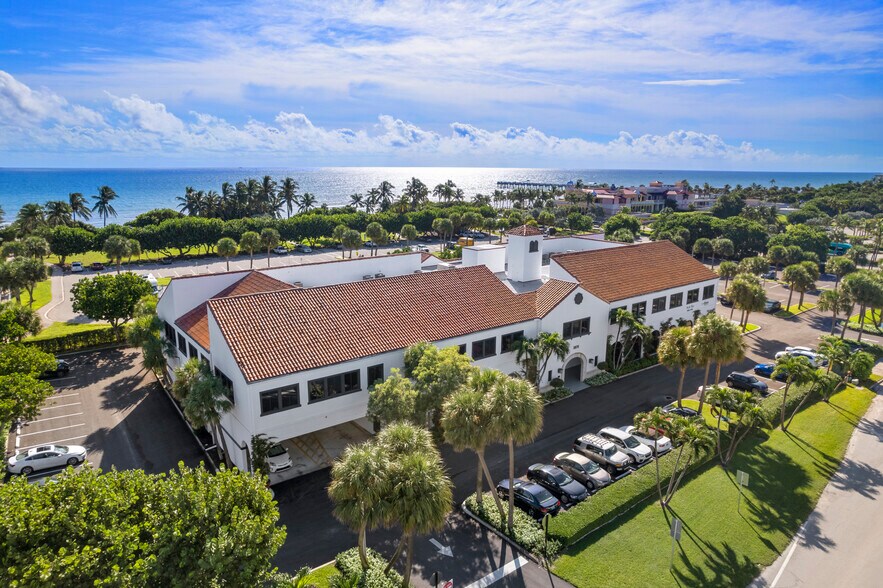 More Photos Of 2875 S Ocean Blvd, Palm Beach Office For Lease