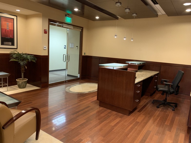 More Photos Of 6495 Shiloh Rd, Alpharetta Office For Sale