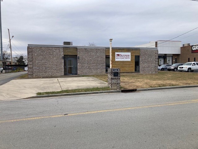 More Photos Of 900 Creekside Rd, Chattanooga Light Distribution For Sale