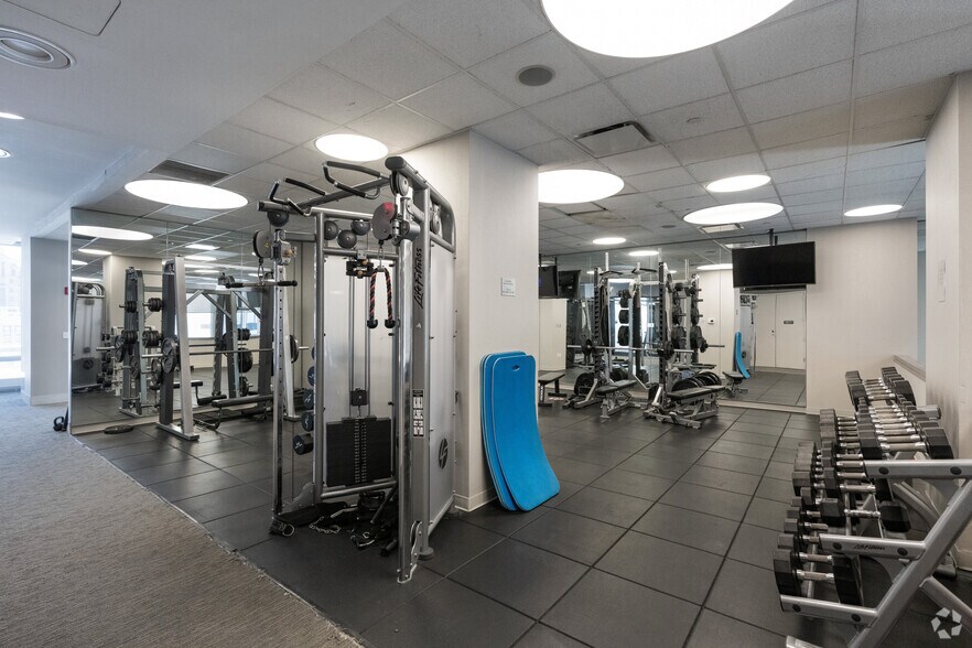 More Photos Of 388 Bridge St, Brooklyn Apartments For Lease