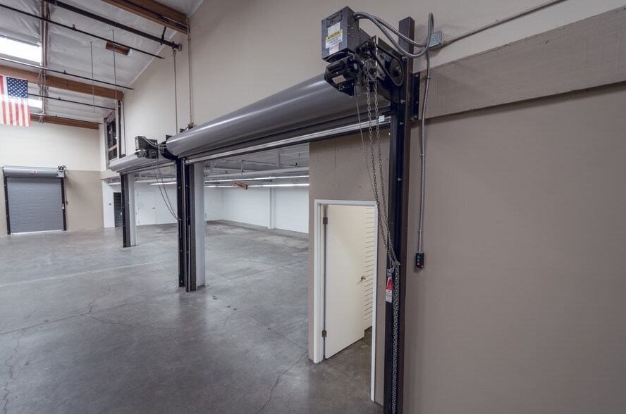 More Photos Of 901 Shasta St, Redwood City Warehouse For Lease
